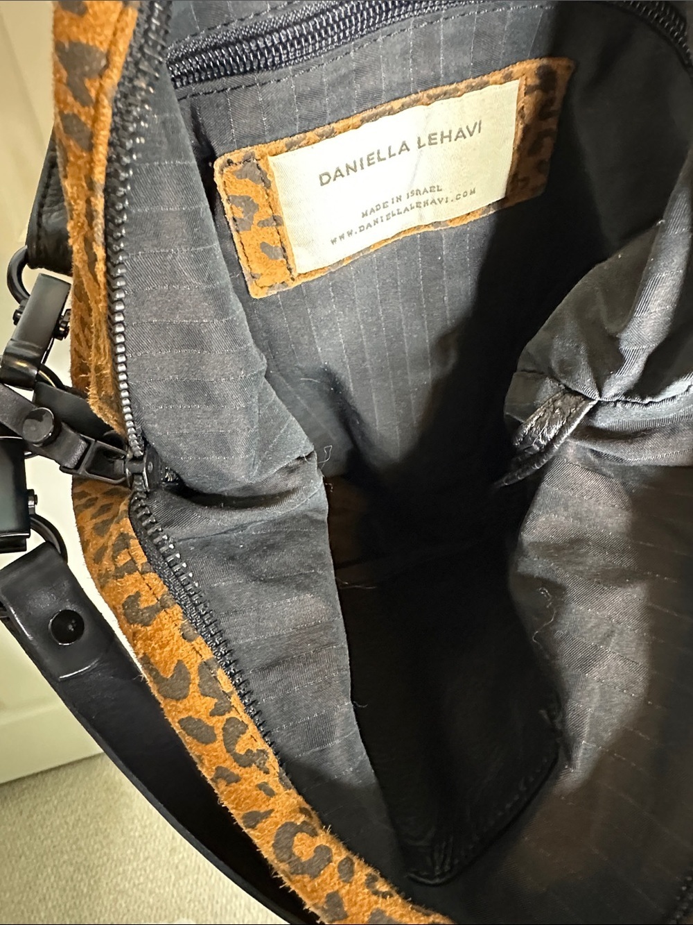 Daniella Lehavi leopard-print suede shoulder/crossbody bag - Picture 8 of 12